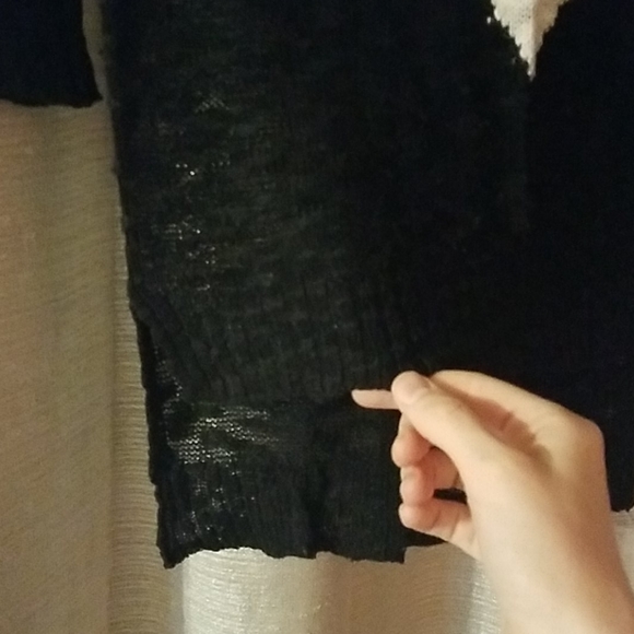 Black 3/4 Sweater with Heart - Picture 2 of 3